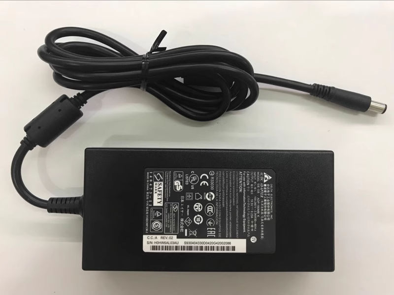 Adaptador de CA Delta ADP-180M - Laptop Charger reseña y precio